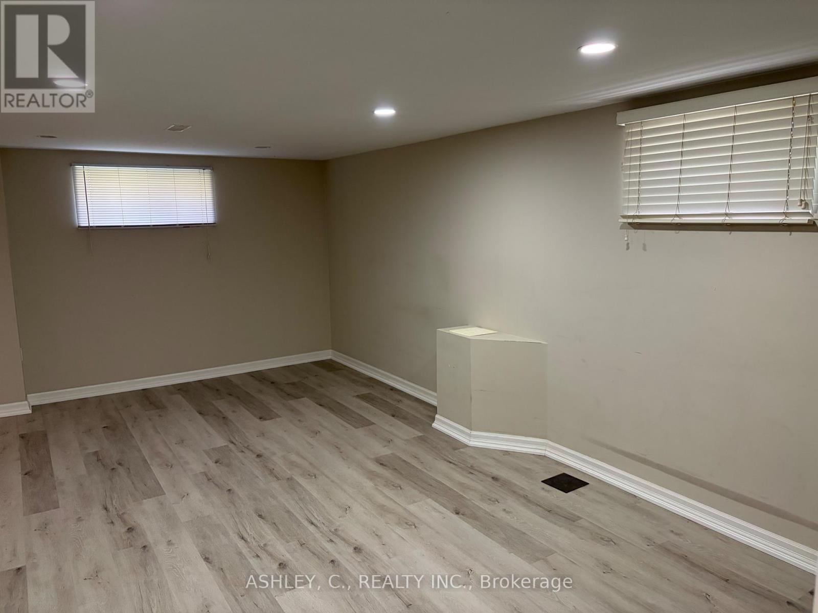 Bsmt - 267 King Street E, Mississauga, Ontario  L5A 1T4 - Photo 5 - W13035968