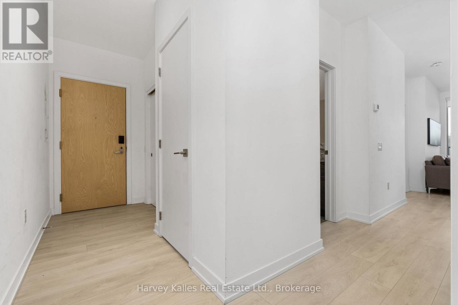 401 - 120 Carrick Trail, Gravenhurst, Ontario  P1P 0B6 - Photo 13 - X12903172