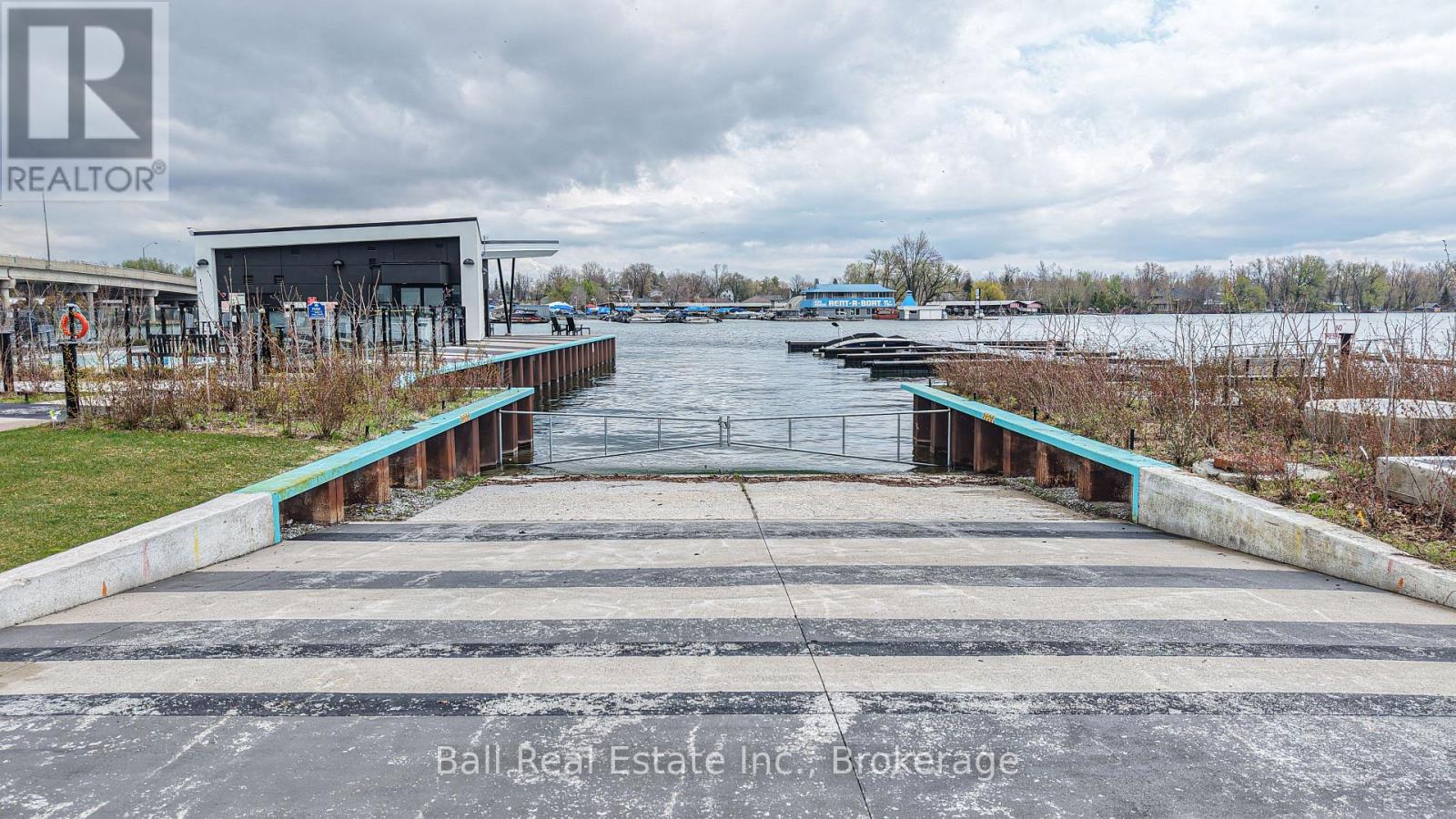 16 Mariners Pier Way, Orillia, Ontario L3V 8P4 - Photo 27 - S13221504