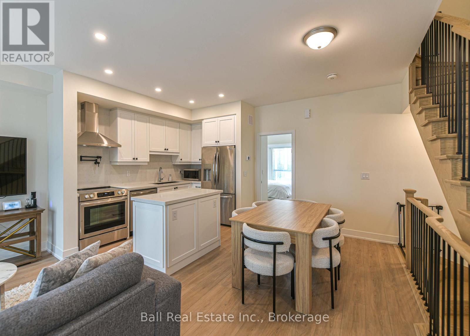 16 Mariners Pier Way, Orillia, Ontario L3V 8P4 - Photo 6 - S13221504