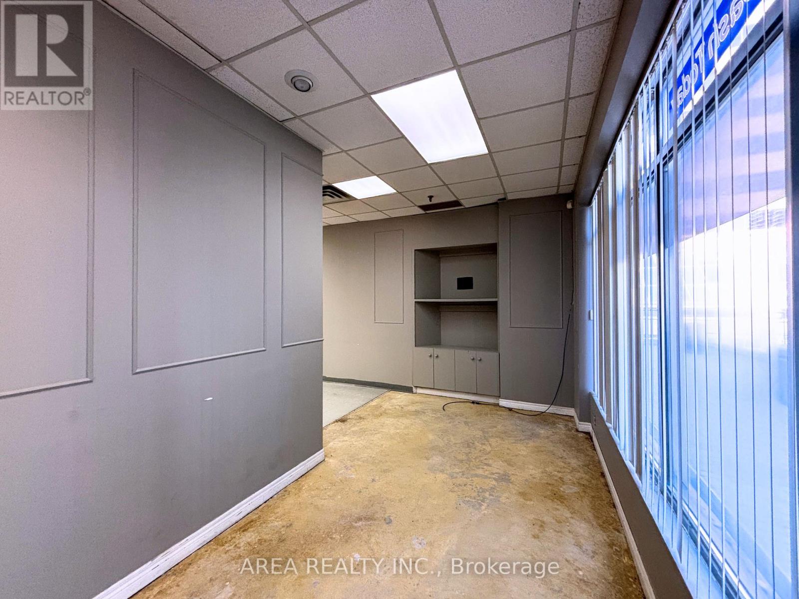 R200 - 265 Enfield Place, Mississauga, Ontario  L5B 3Y6 - Photo 10 - W13221170