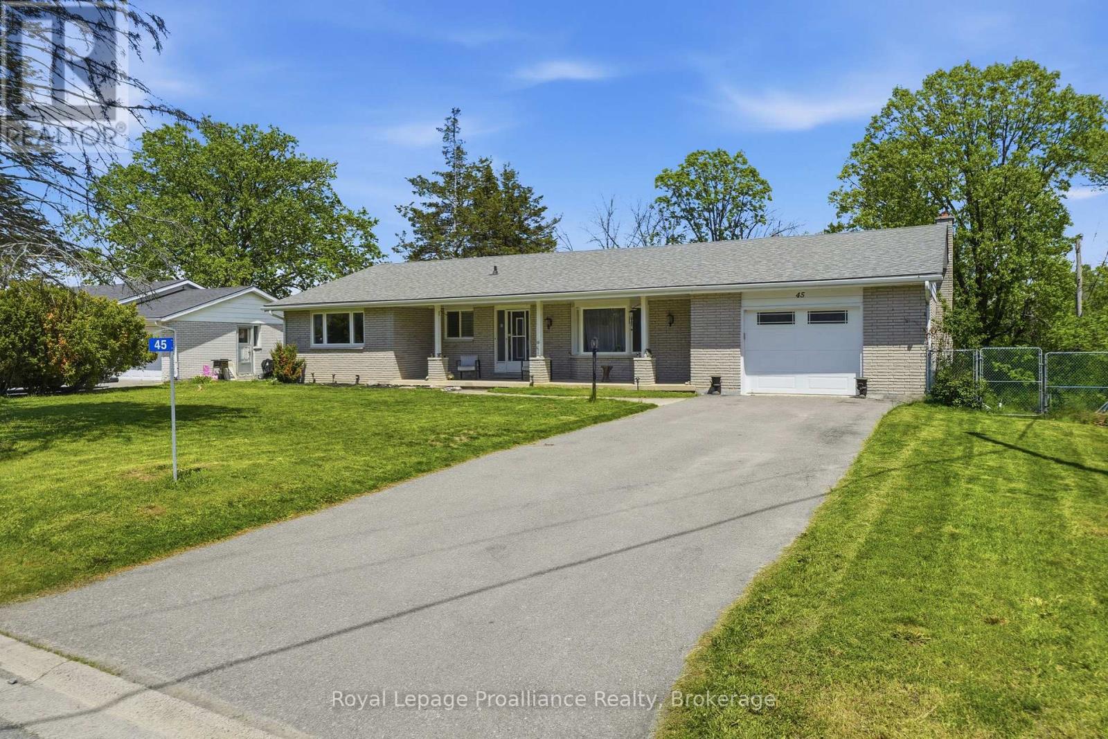 45 Nelson Street, Quinte West, Ontario  K0K 1E0 - Photo 2 - X13221634