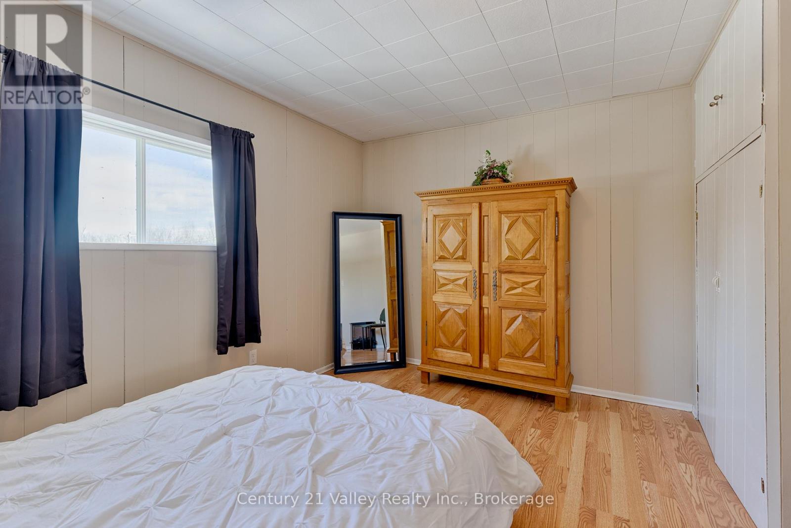 636 Mill Street, Greater Madawaska, Ontario K0J 1H0 - Photo 38 - X12922572