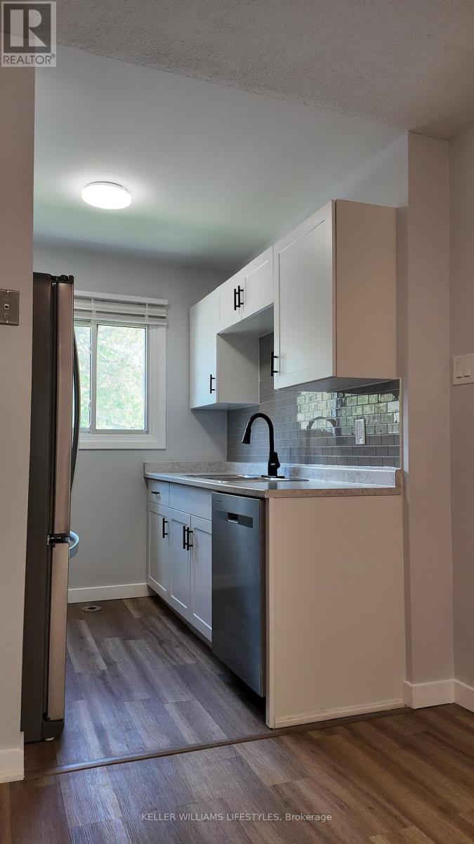 58 - 166 Southdale Road W, London South, Ontario  N6J 2J1 - Photo 2 - X13221334