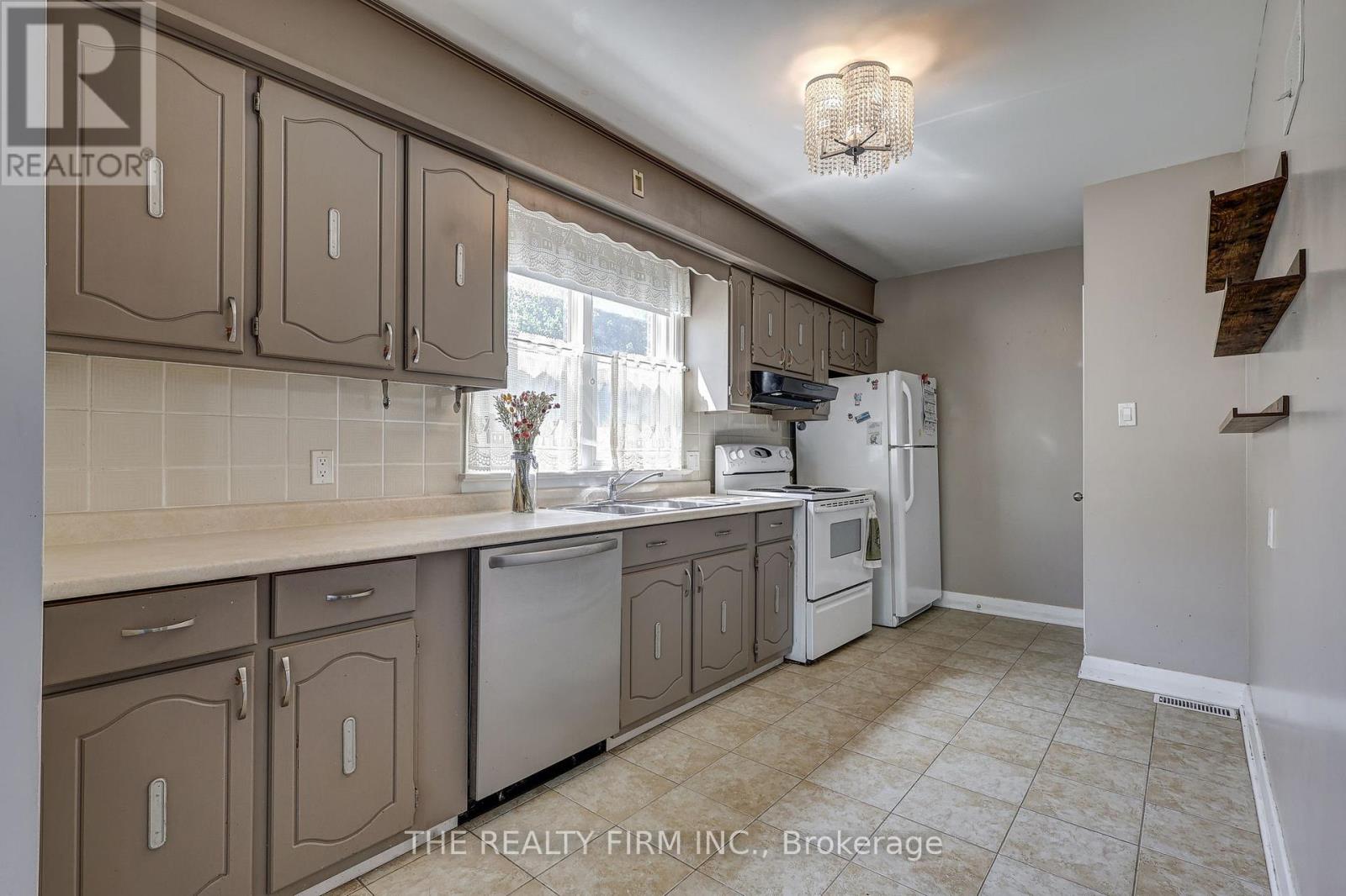 361 Edgeworth Avenue, London East, Ontario  N5W 5C3 - Photo 6 - X13221518
