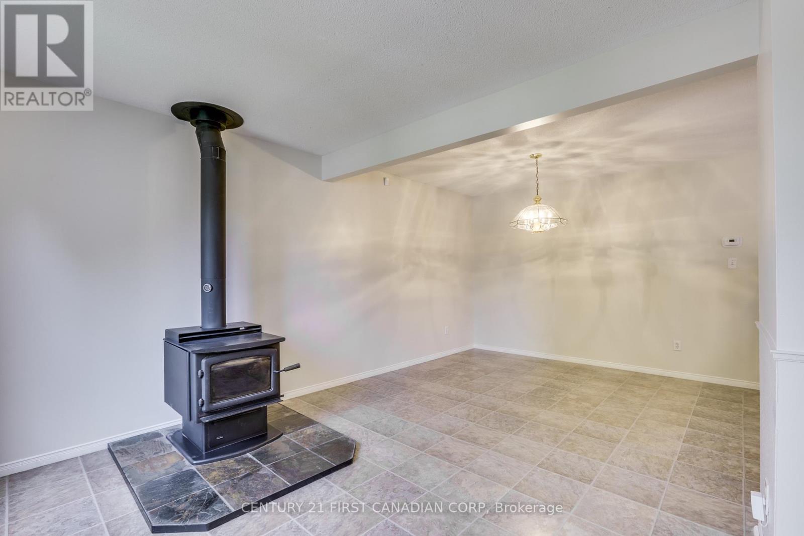 604 Talltree Crescent, London East, Ontario  N5V 5E4 - Photo 4 - X13221520