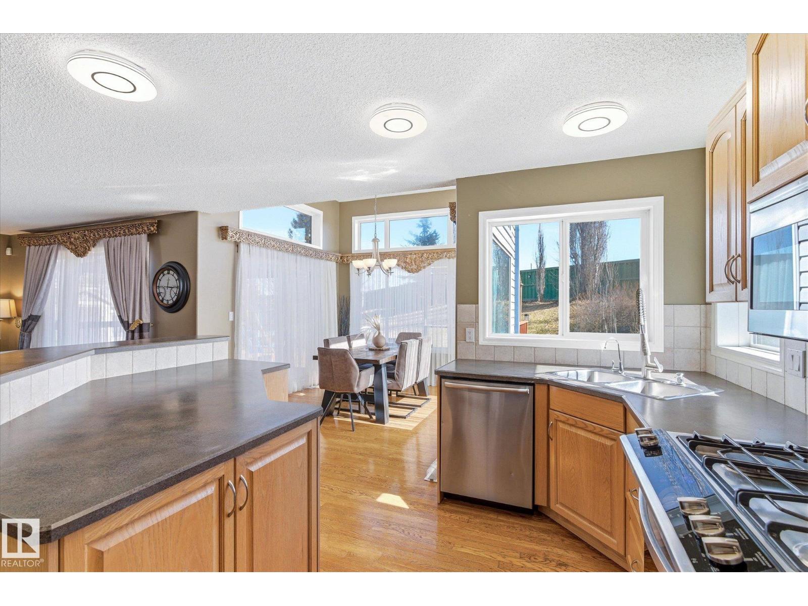442 Hunters Gr NW, Edmonton, Alberta  T6R 3C1 - Photo 13 - E4491072