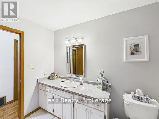 303 Mary Street, Brockton, Ontario  N0G 2V0 - Photo 21 - X13221304