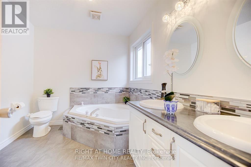 Upper - 138 Apple Ridge Drive, Kitchener, Ontario  N2P 2S7 - Photo 17 - X13220996