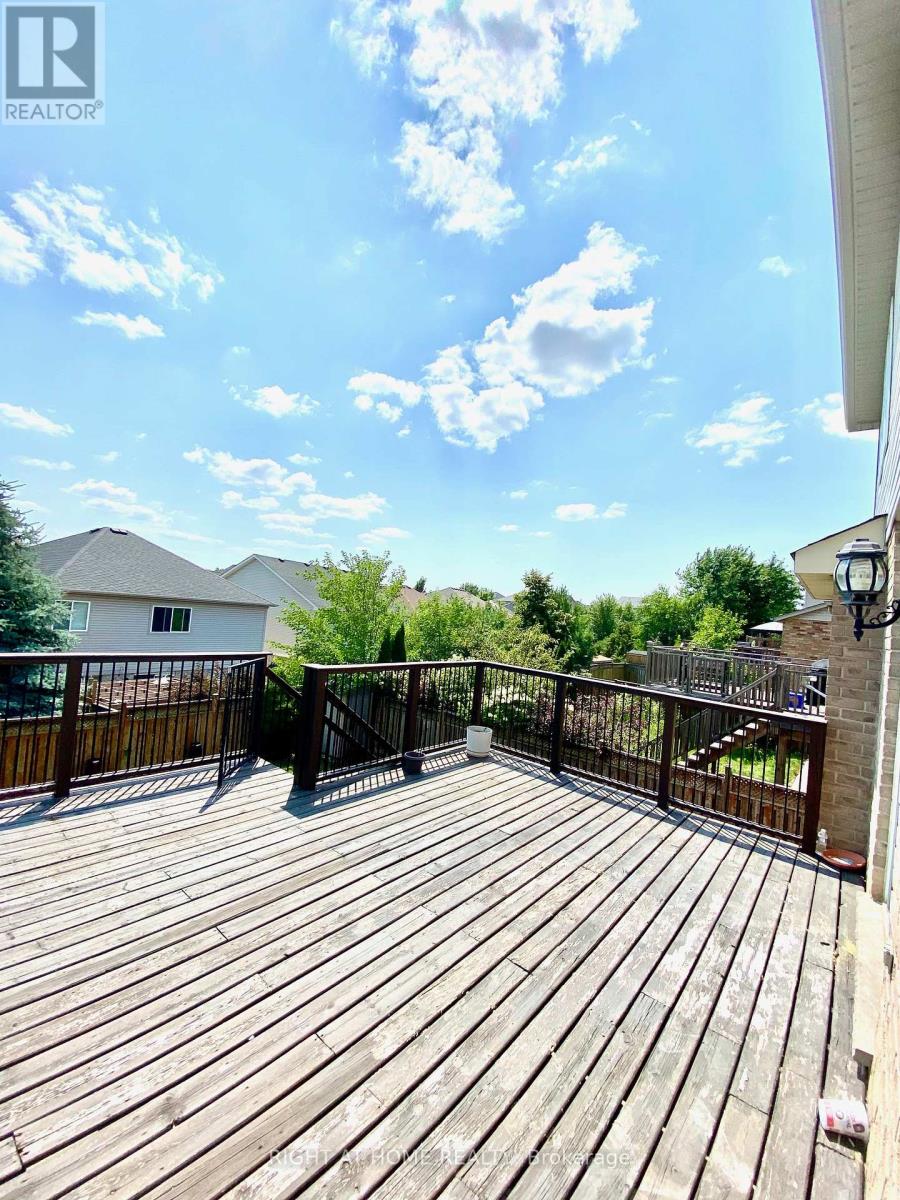 Upper - 138 Apple Ridge Drive, Kitchener, Ontario  N2P 2S7 - Photo 27 - X13220996