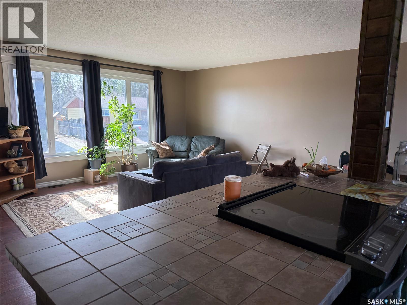 503 Cook Crescent, La Ronge, Saskatchewan  S0J 1L0 - Photo 11 - SK037762
