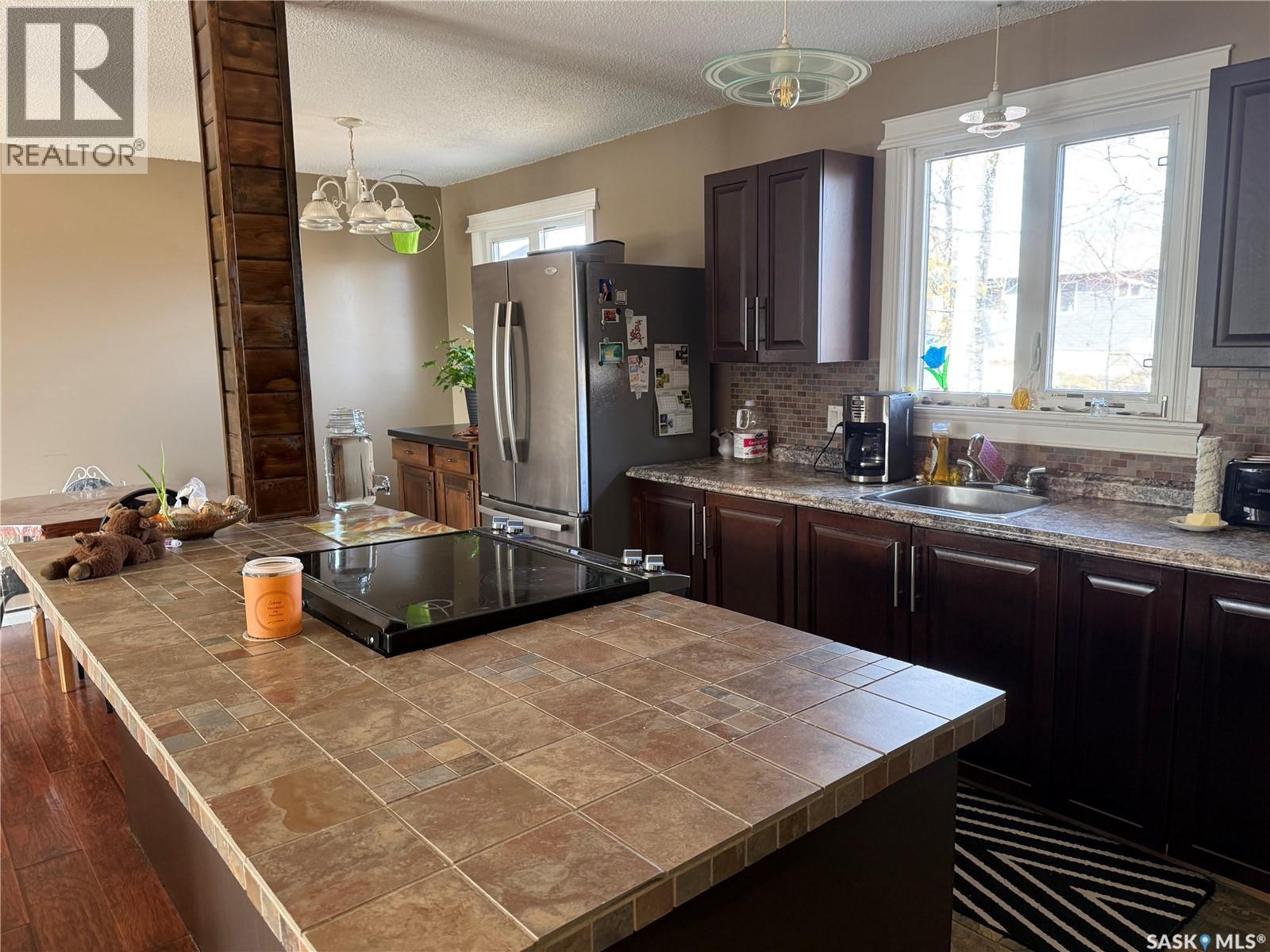 503 Cook Crescent, La Ronge, Saskatchewan  S0J 1L0 - Photo 4 - SK037762
