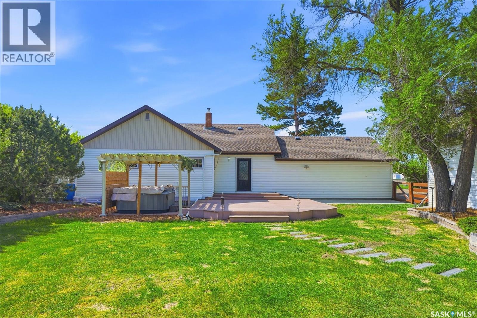 503 3rd Street, Dundurn, Saskatchewan  S0K 1K0 - Photo 45 - SK037719