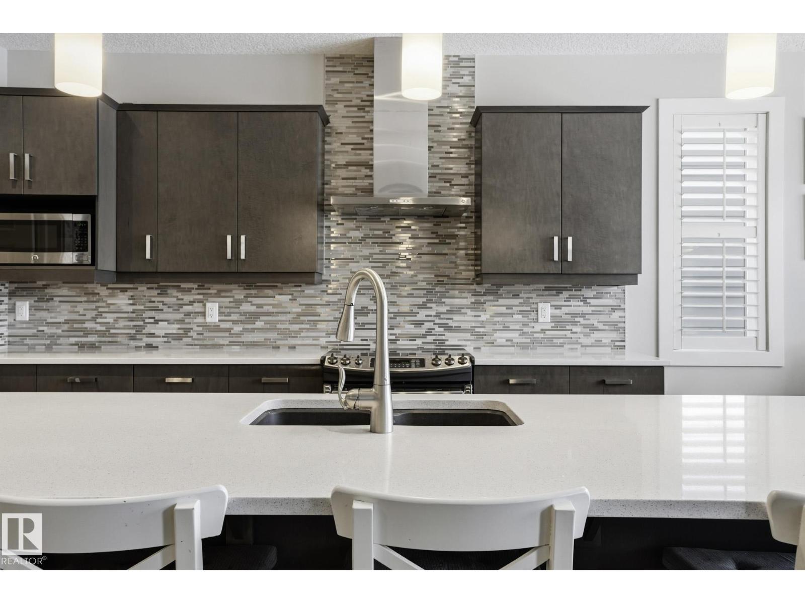 1915 77 St Sw, Edmonton, Alberta  T6X 1V9 - Photo 10 - E4491076