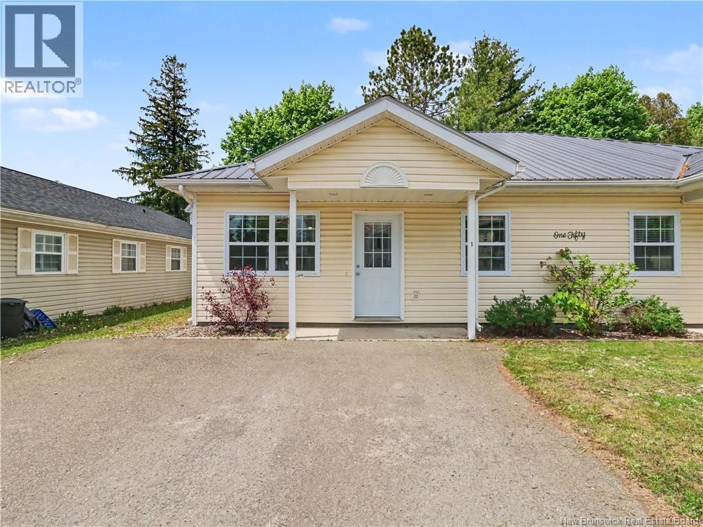 150 Union Street, Woodstock, New Brunswick  E7M 2X2 - Photo 3 - NB140776