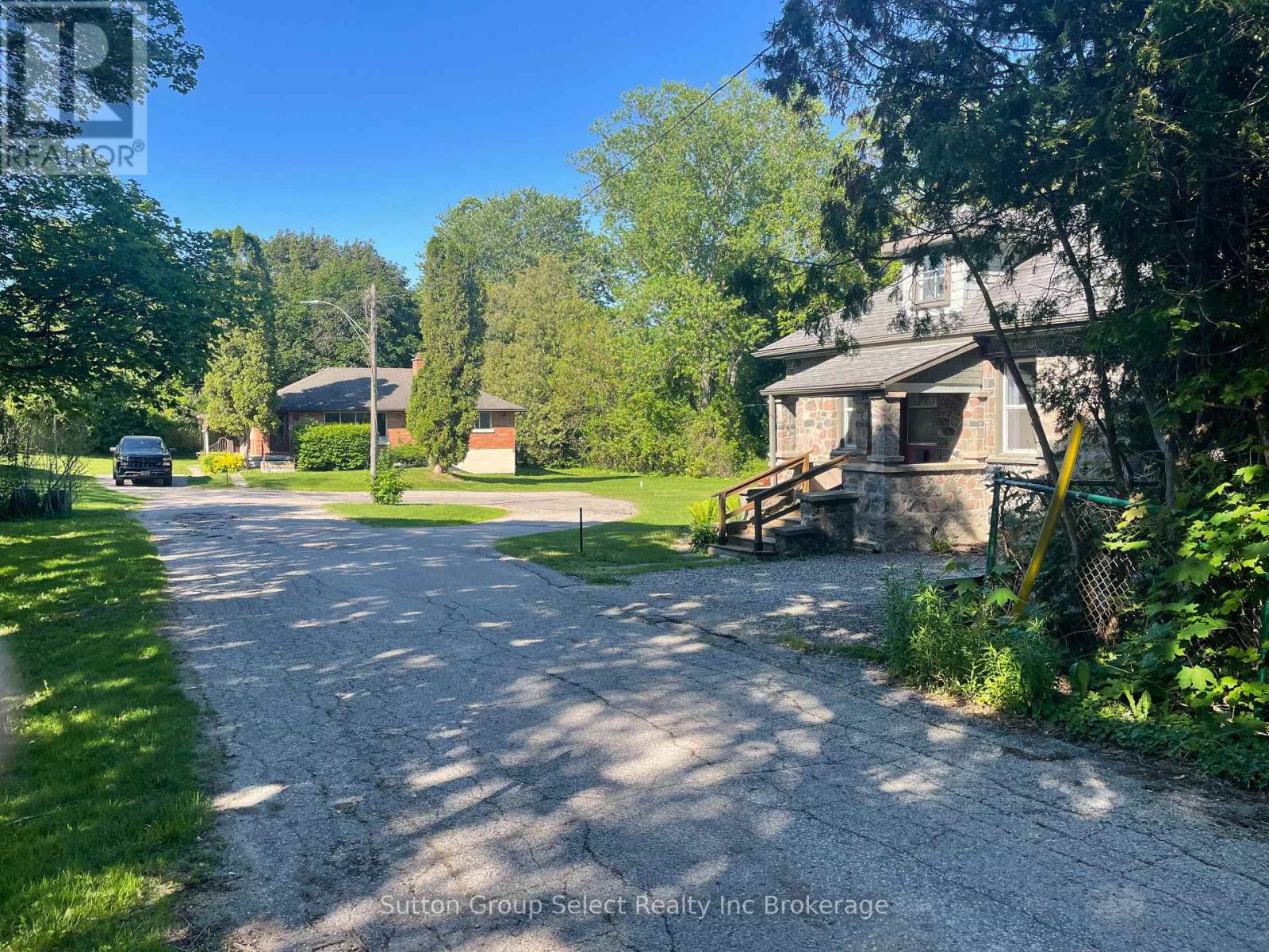 73 & 77 Maud Street, Ingersoll, Ontario  N5C 1E7 - Photo 1 - X13144512