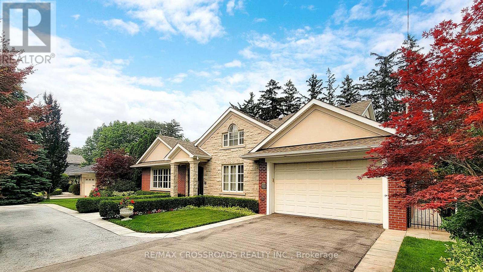 9 Daleberry Place, Toronto, Ontario  M3B 2A5 - Photo 2 - C13221178