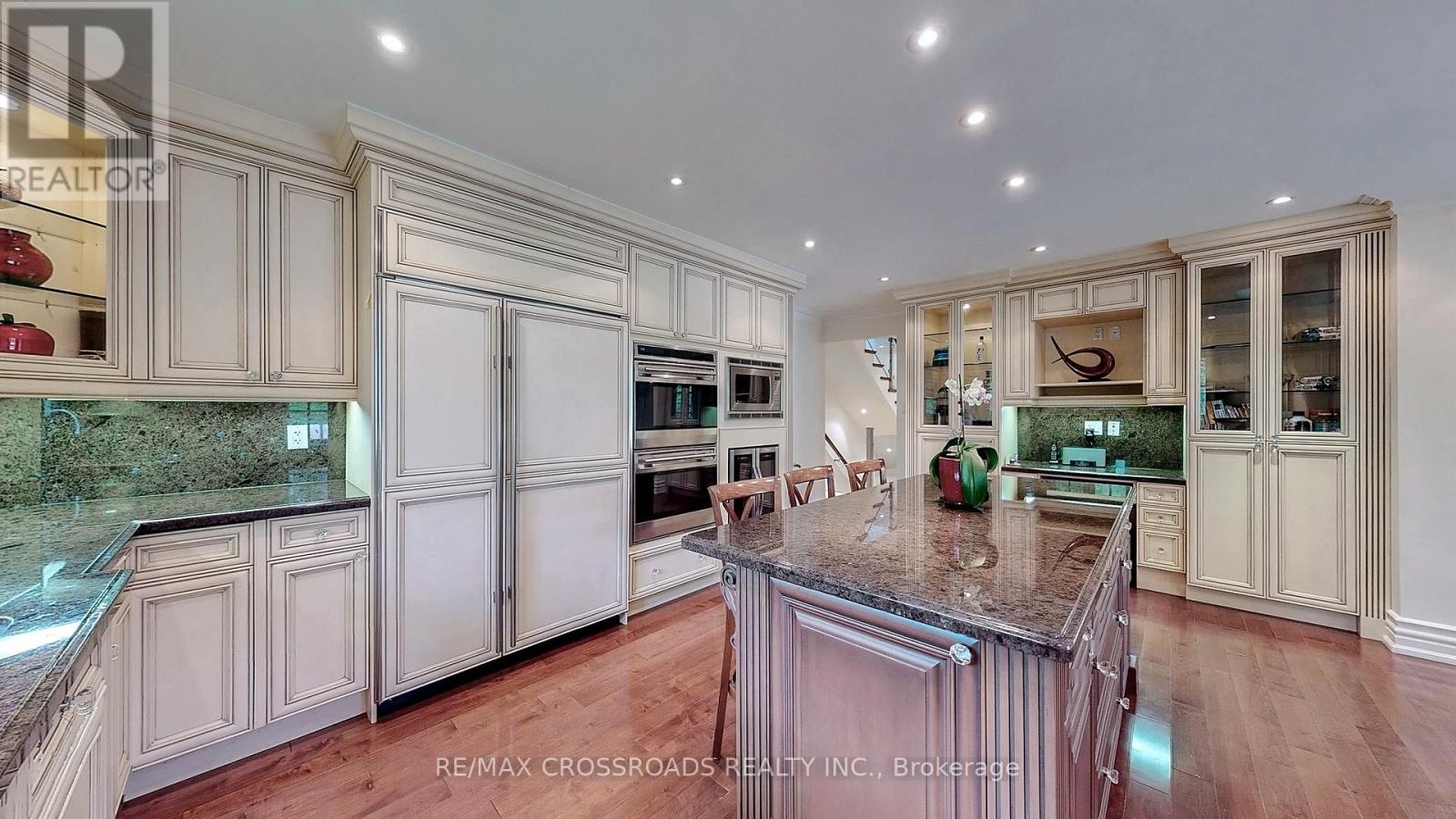 9 Daleberry Place, Toronto, Ontario  M3B 2A5 - Photo 24 - C13221178