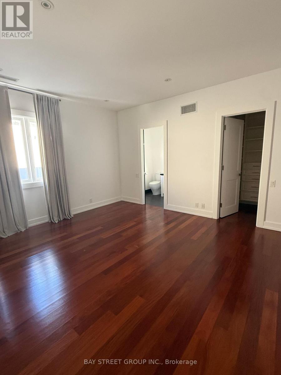 158 Munro Boulevard, Toronto, Ontario  M2P 1C8 - Photo 12 - C13221284