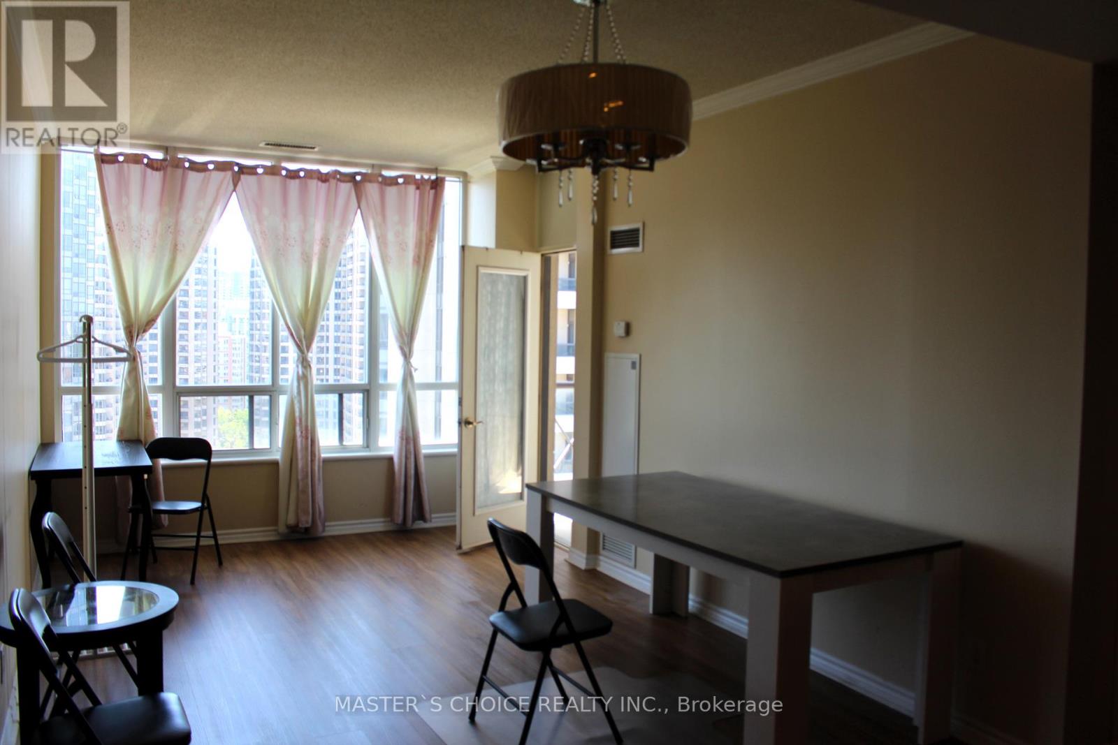 Up6 - 28 Byng Avenue, Toronto, Ontario  M2N 7H4 - Photo 2 - C13221380