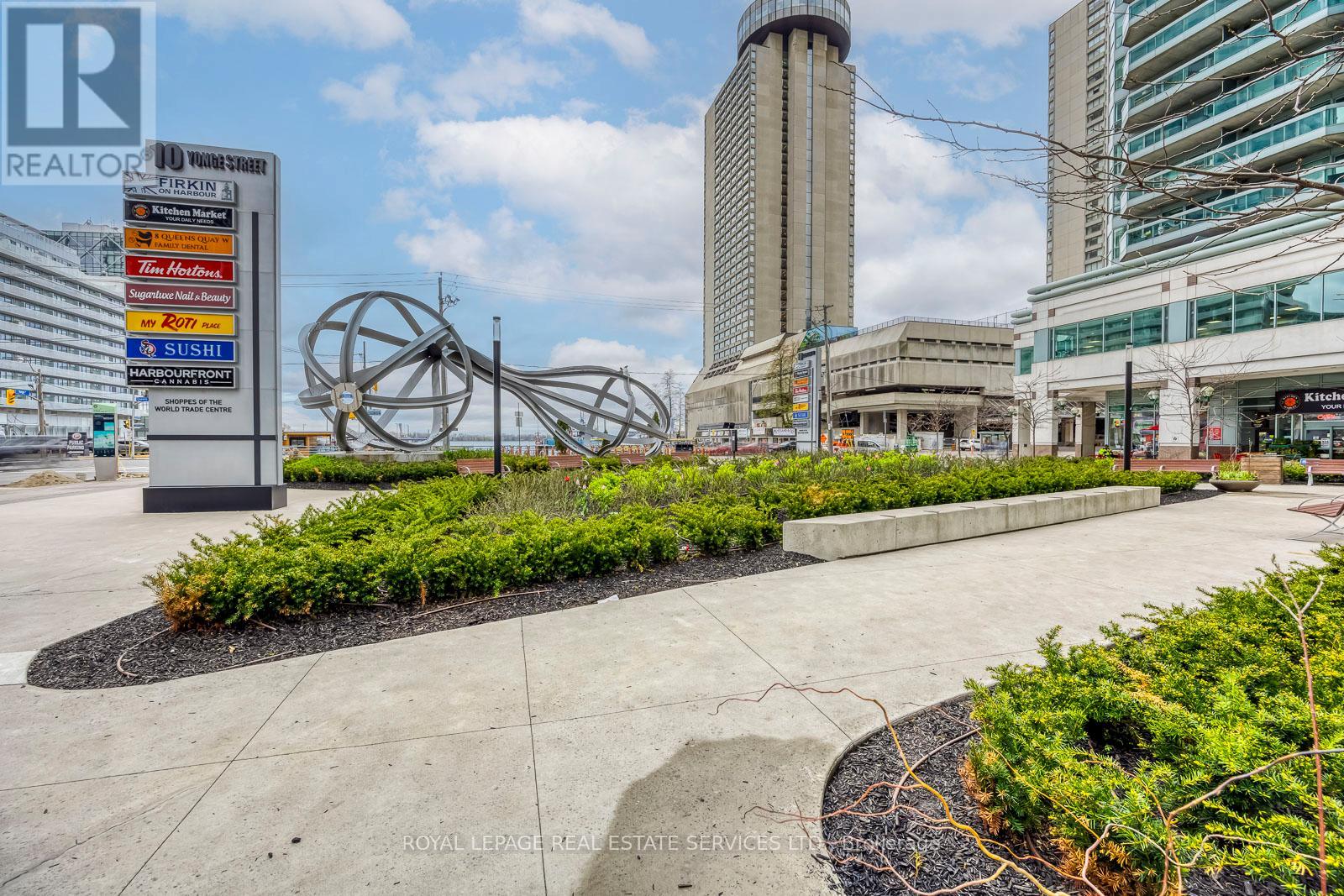 10 Yonge Street, Toronto, Ontario  M5E 0E9 - Photo 13 - C13221448