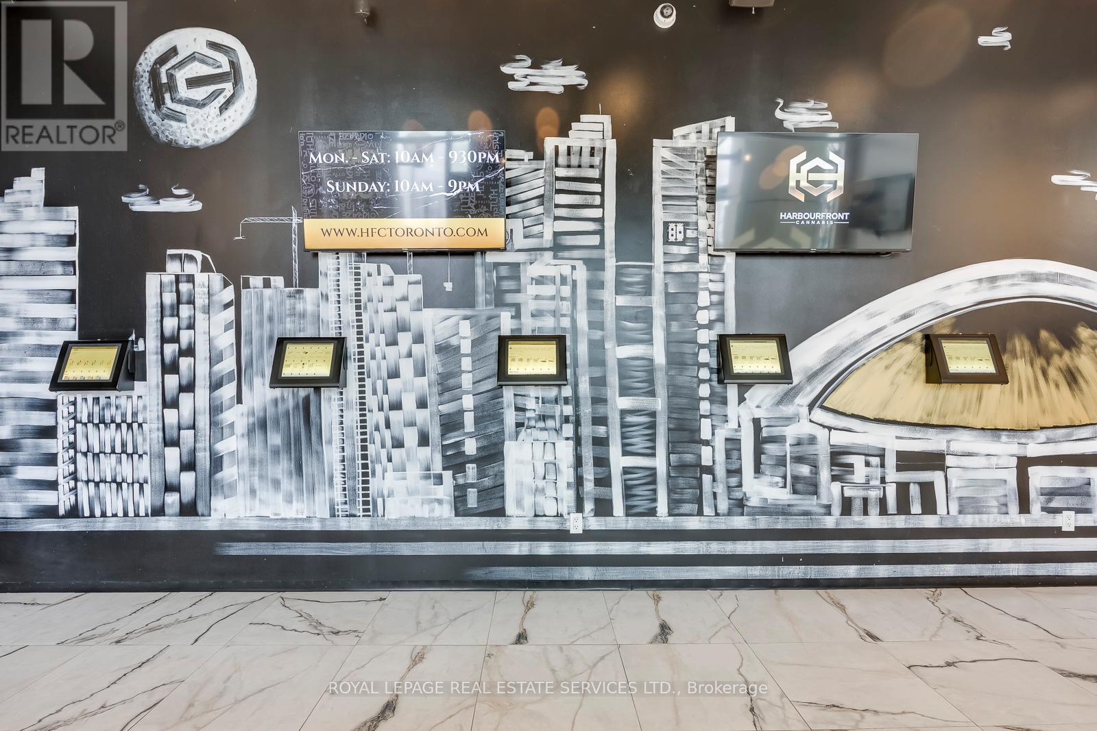 10 Yonge Street, Toronto, Ontario  M5E 0E9 - Photo 22 - C13221448