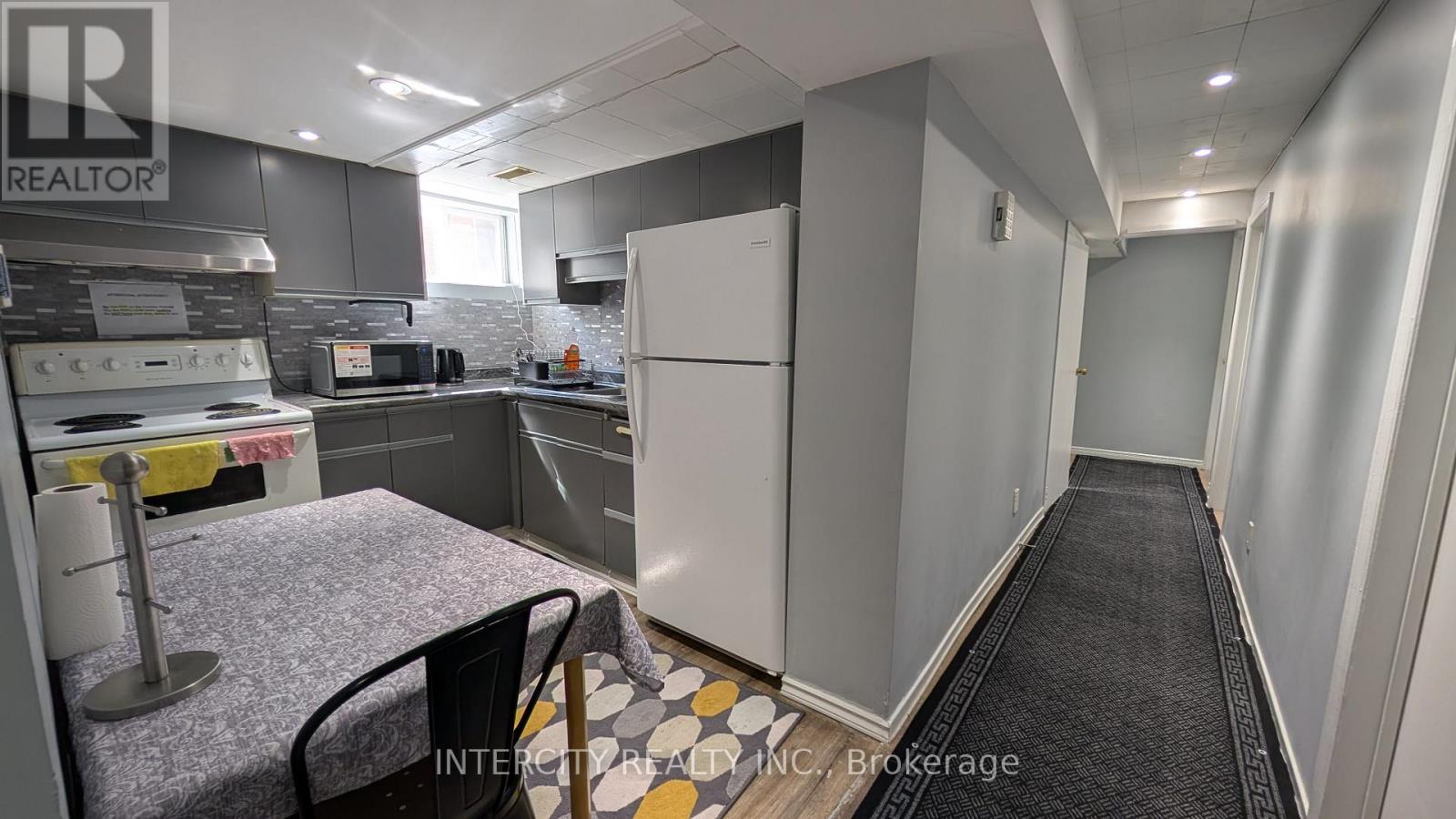 Room 2 - 56 Caracas Road, Toronto, Ontario  M2K 1B1 - Photo 7 - C13221600