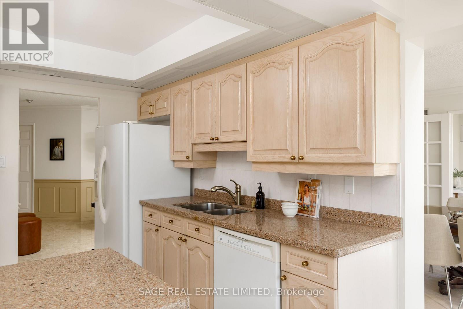 525 - 10 Guildwood Parkway, Toronto, Ontario M1E 5B5 - Photo 20 - E13221394