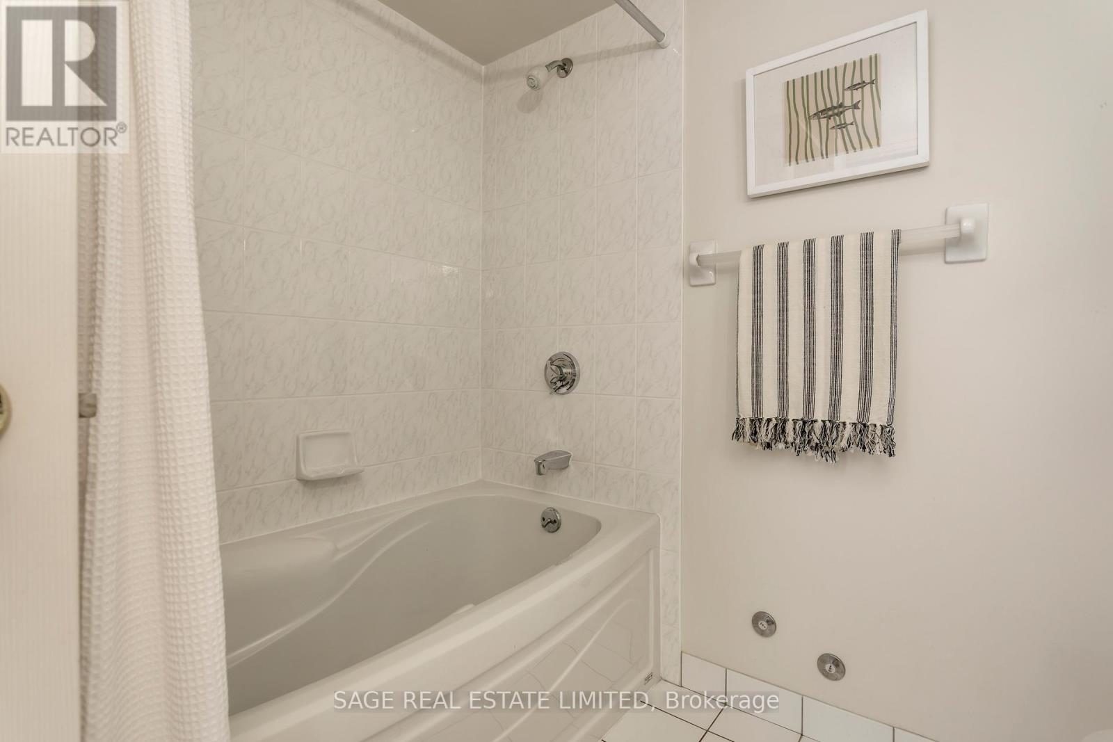 525 - 10 Guildwood Parkway, Toronto, Ontario M1E 5B5 - Photo 25 - E13221394