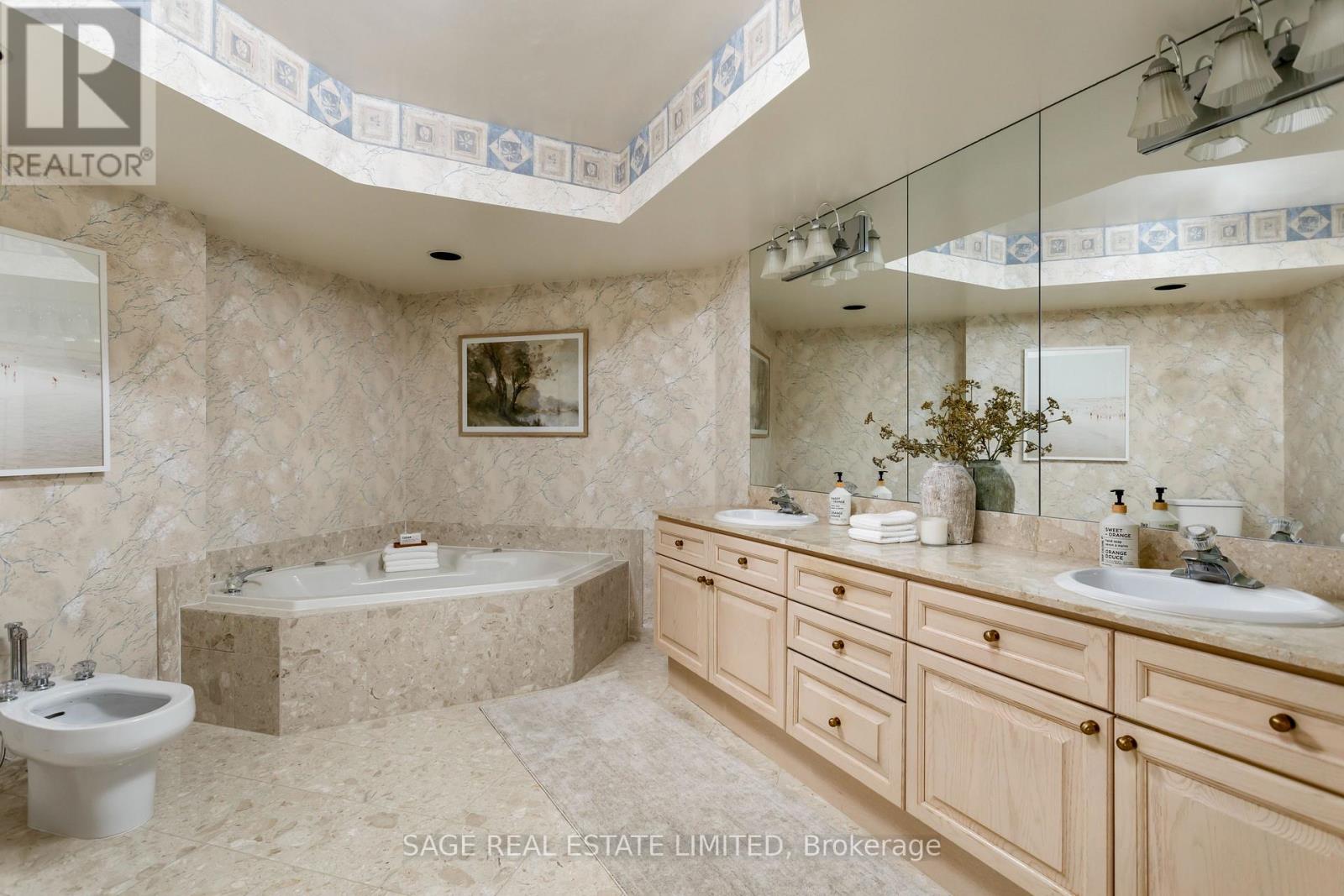 525 - 10 Guildwood Parkway, Toronto, Ontario M1E 5B5 - Photo 35 - E13221394