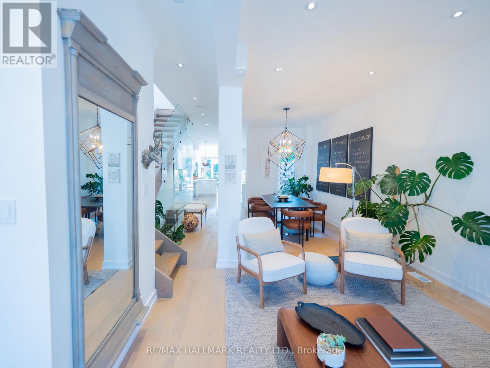 199 Boulton Avenue, Toronto, Ontario  M4M 2J8 - Photo 9 - E13221622