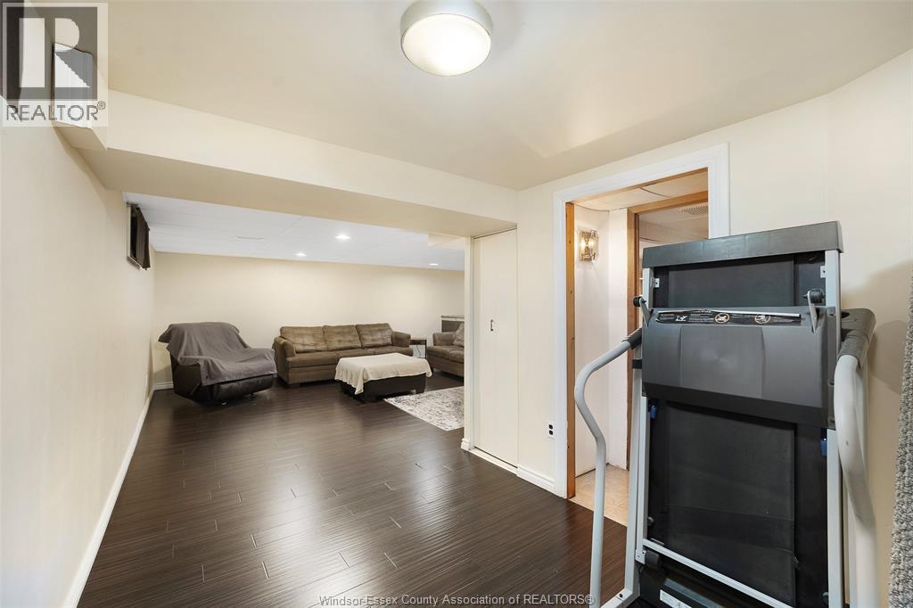 3668 Mckay, Windsor, Ontario N9E 2S2 - Photo 26 - 26012625
