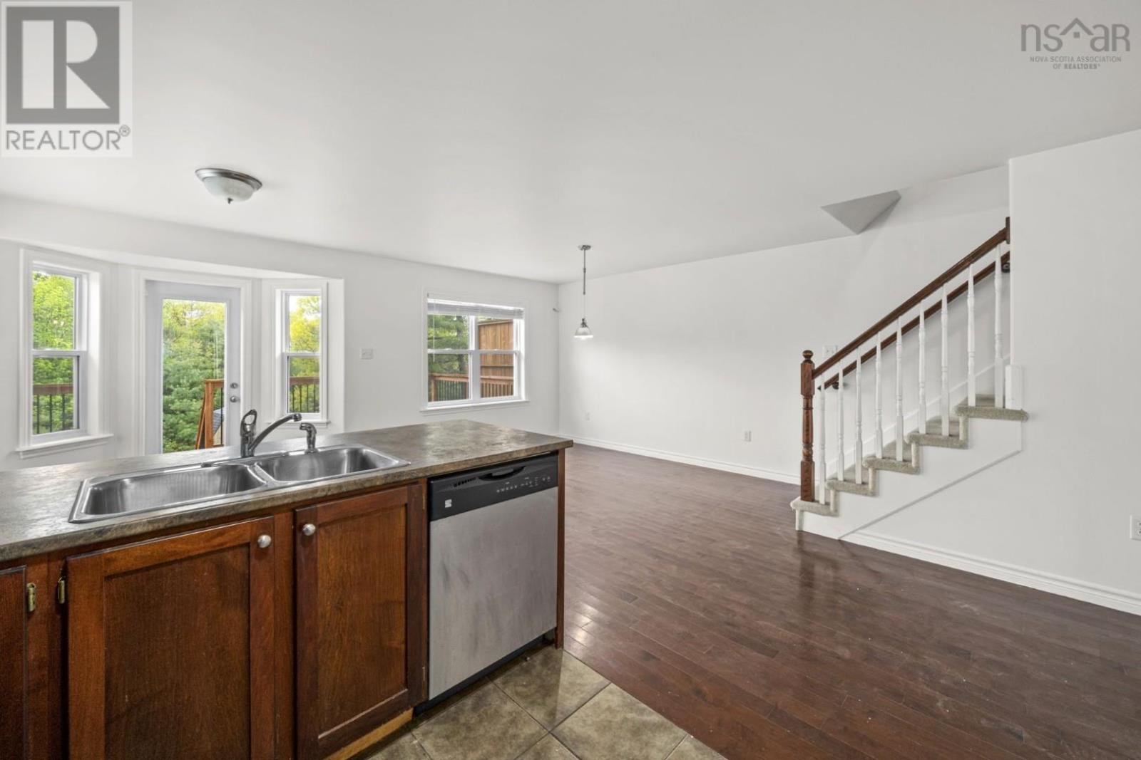 138 Transom Drive, Halifax, Nova Scotia  B3M 4T7 - Photo 11 - 202612785