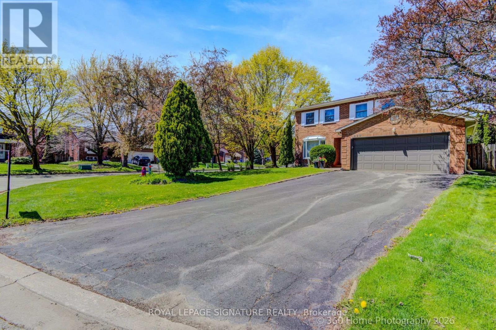230 Lancaster Avenue, Newmarket, Ontario  L3Y 5X2 - Photo 2 - N13221390