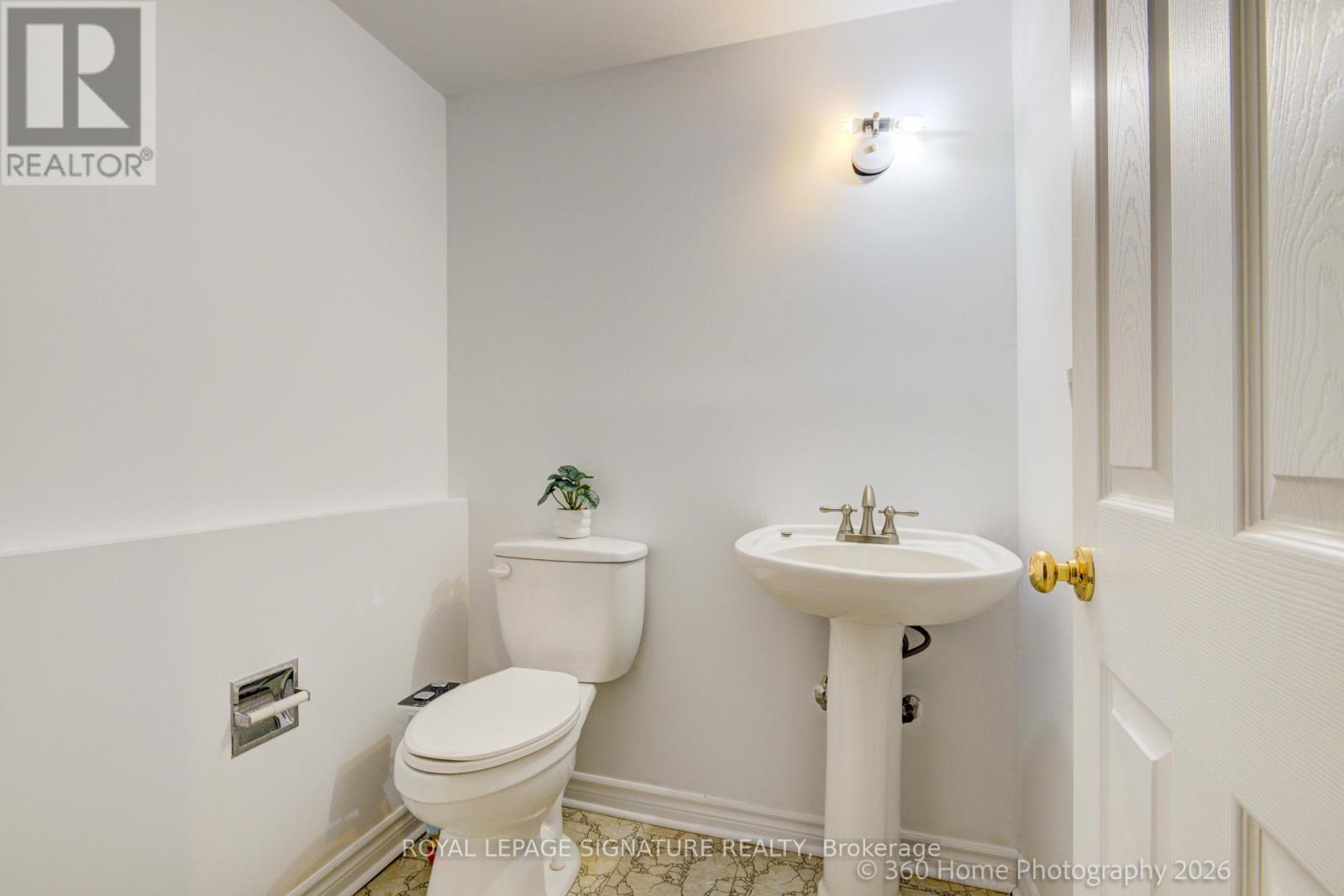 230 Lancaster Avenue, Newmarket, Ontario  L3Y 5X2 - Photo 26 - N13221390