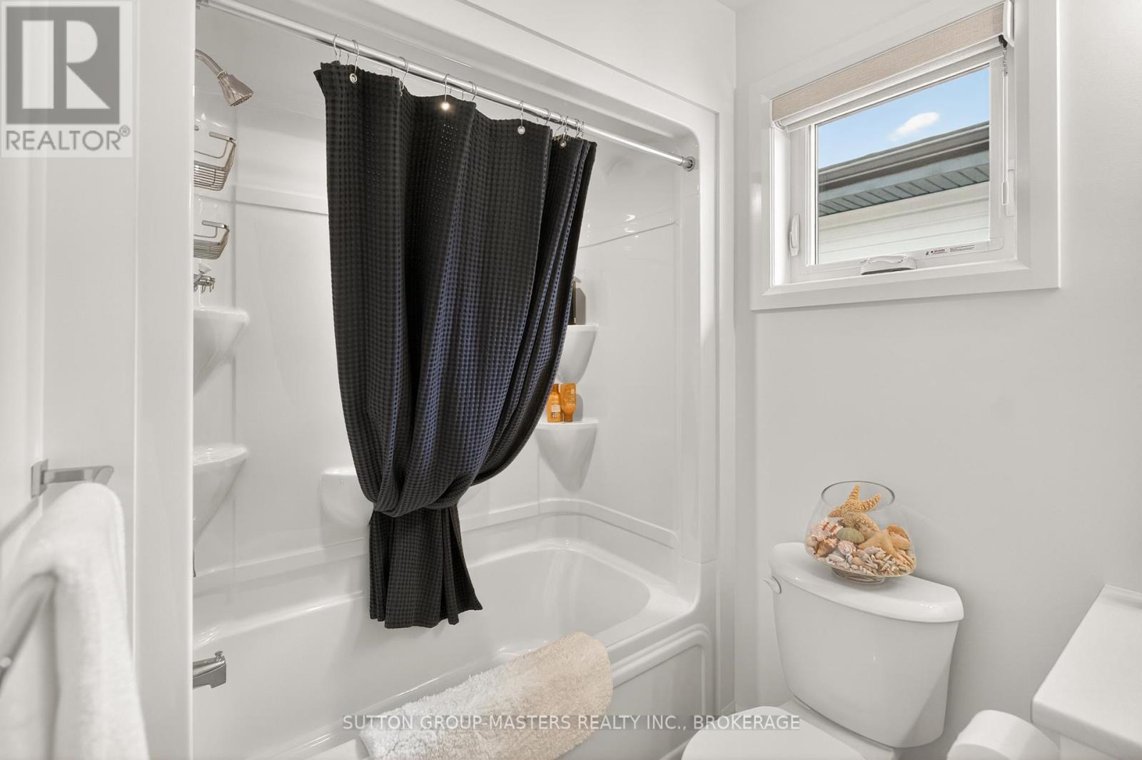 212 Superior Drive, Loyalist (Amherstview), Ontario  K7N 0G1 - Photo 34 - X13220514