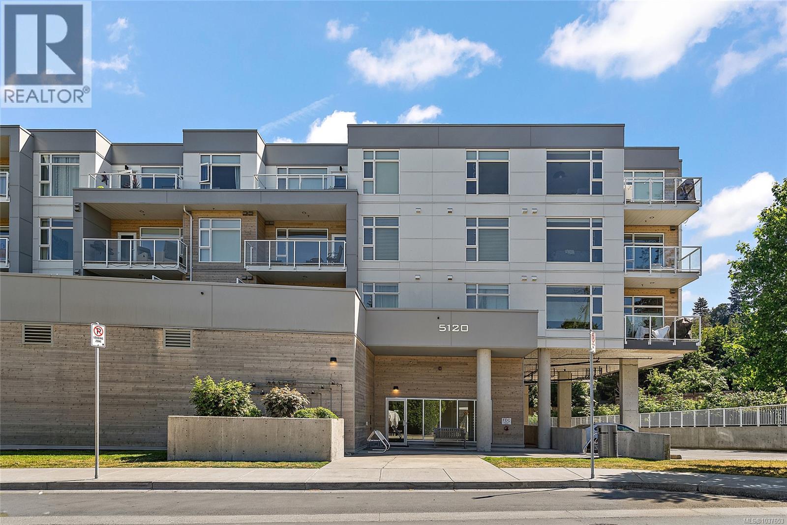 209 5120 Cordova Bay Rd, Saanich, British Columbia  V8Y 2K5 - Photo 2 - 1037653