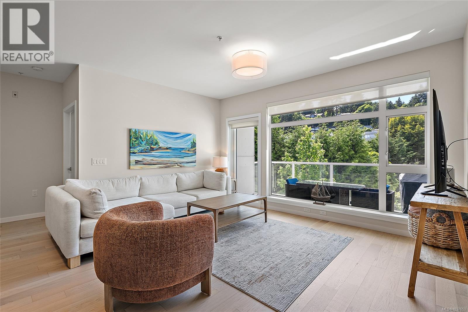 209 5120 Cordova Bay Rd, Saanich, British Columbia  V8Y 2K5 - Photo 6 - 1037653