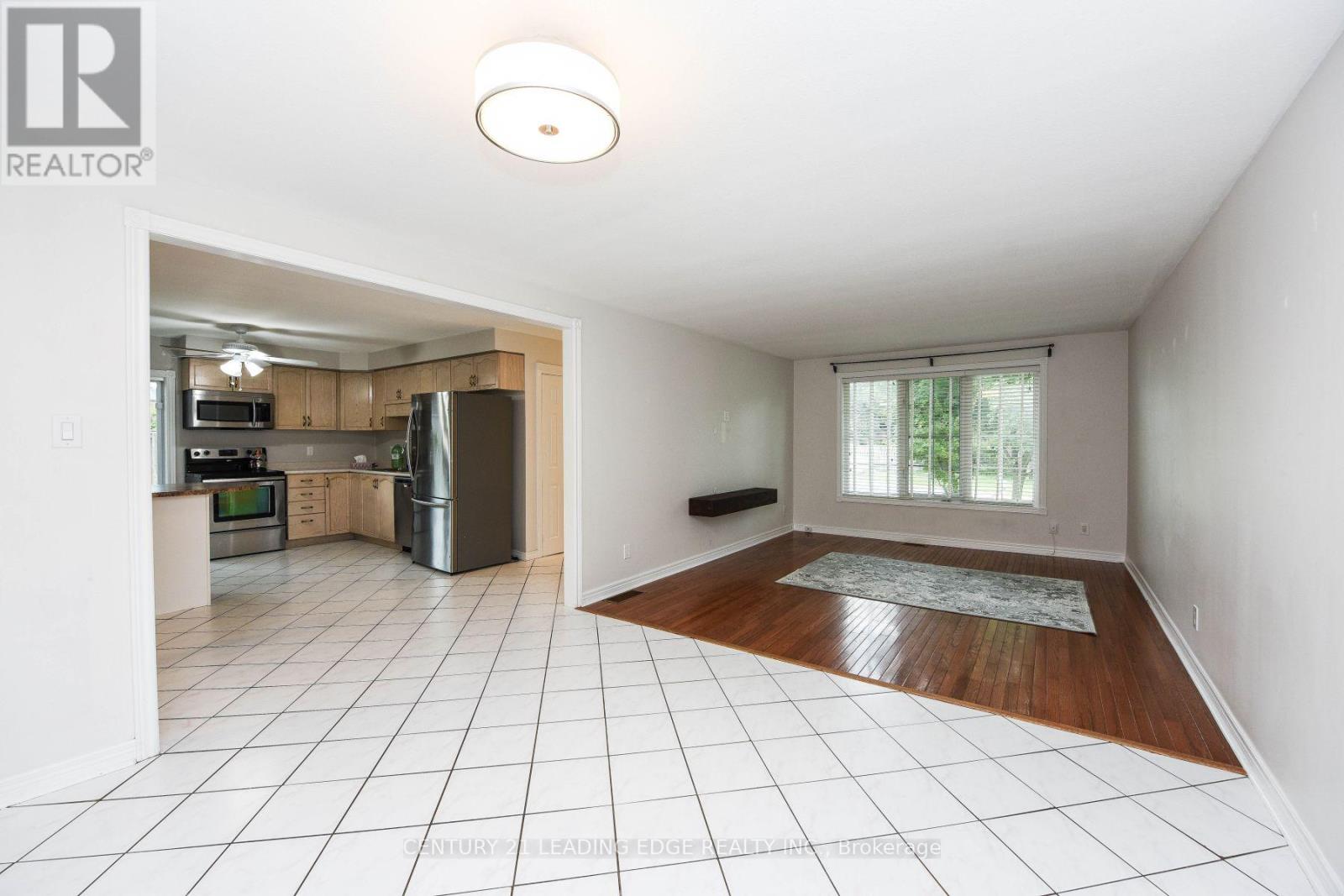 388 Leacock Drive, Barrie (Letitia Heights), Ontario L4N 7X3 - Photo 10 - S13221514