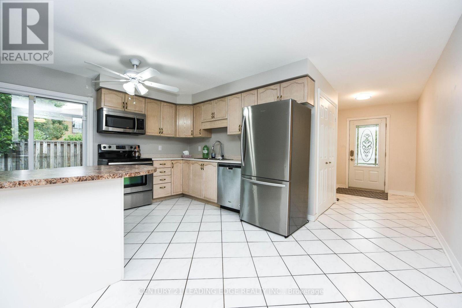 388 Leacock Drive, Barrie (Letitia Heights), Ontario L4N 7X3 - Photo 5 - S13221514