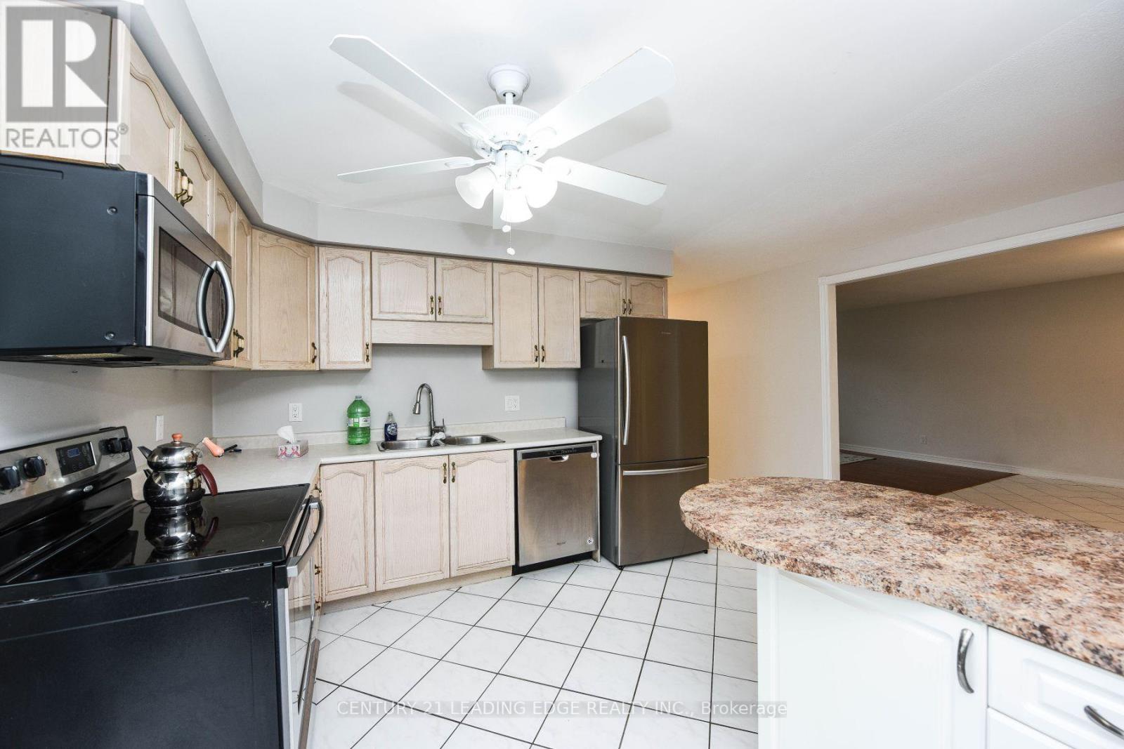 388 Leacock Drive, Barrie (Letitia Heights), Ontario L4N 7X3 - Photo 7 - S13221514