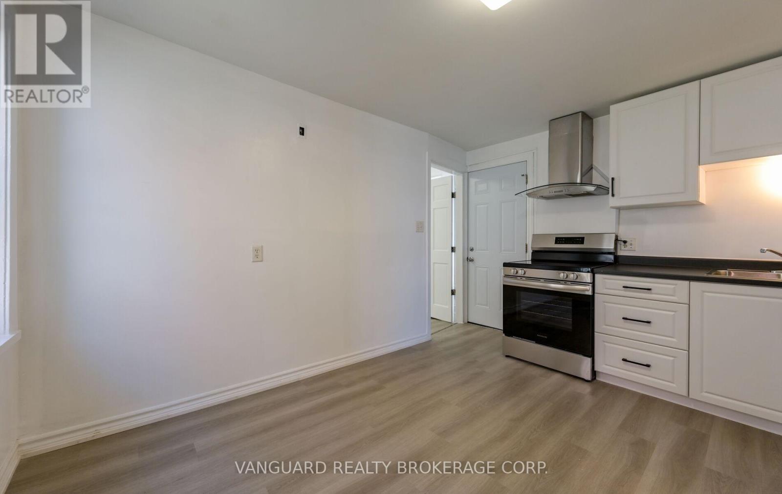 1 - 103 Mulcaster Street, Barrie (Codrington), Ontario  L4M 3M7 - Photo 11 - S13221614
