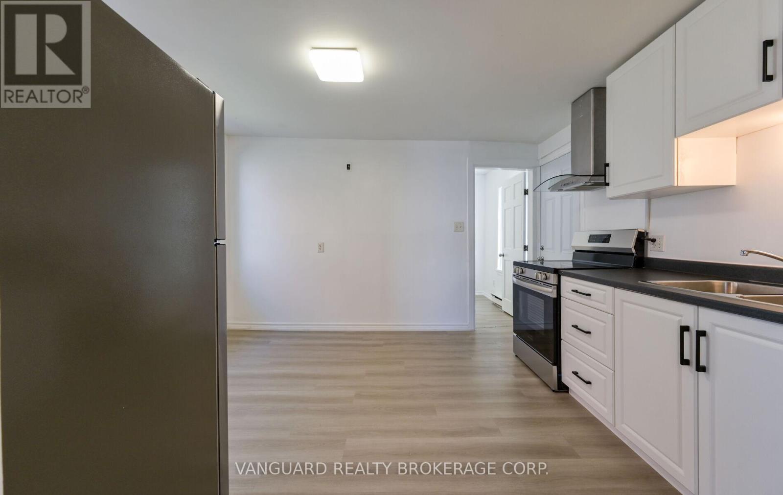 1 - 103 Mulcaster Street, Barrie (Codrington), Ontario  L4M 3M7 - Photo 12 - S13221614