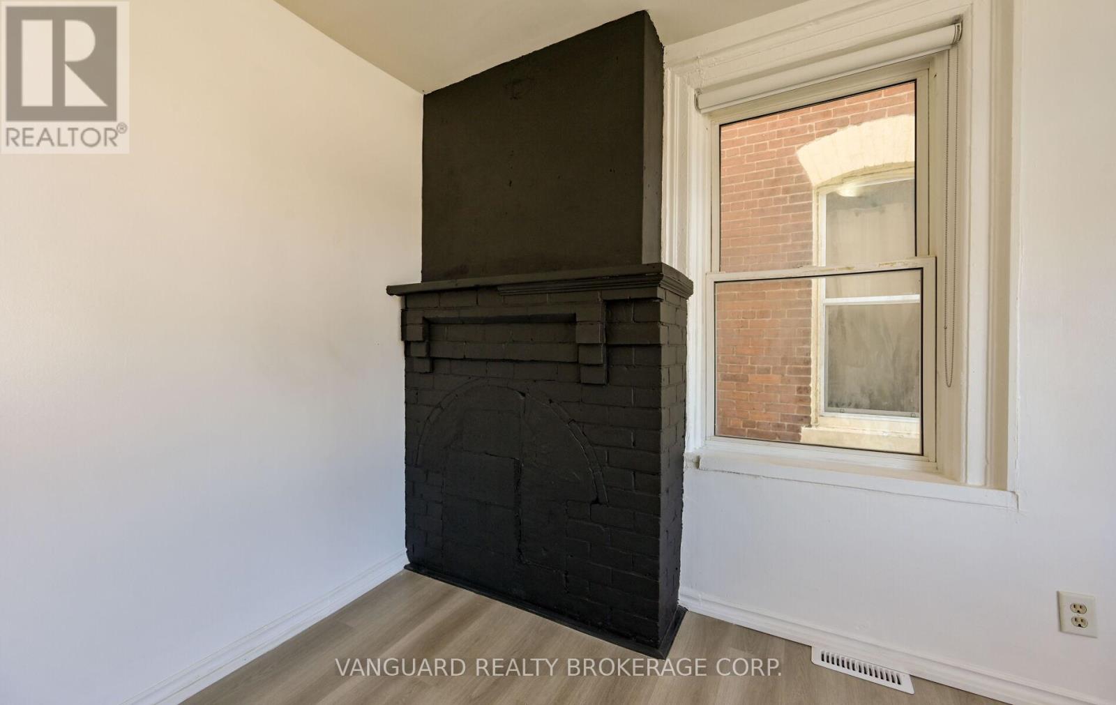 1 - 103 Mulcaster Street, Barrie (Codrington), Ontario  L4M 3M7 - Photo 30 - S13221614