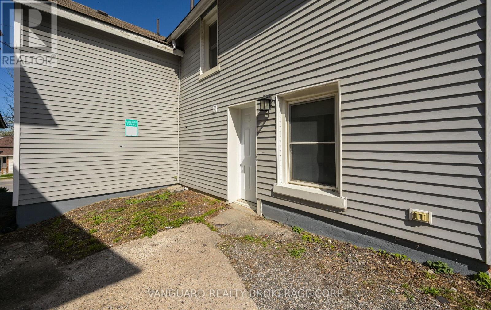 1 - 103 Mulcaster Street, Barrie (Codrington), Ontario  L4M 3M7 - Photo 7 - S13221614
