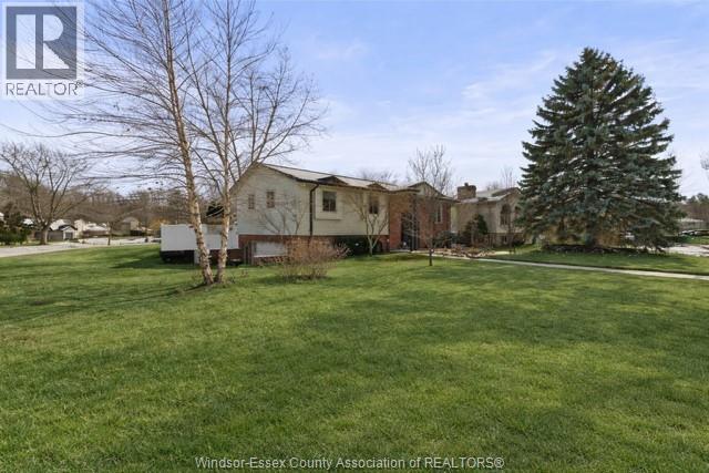 405 State Street, Lasalle, Ontario N9J 3G1 - Photo 3 - 26005502