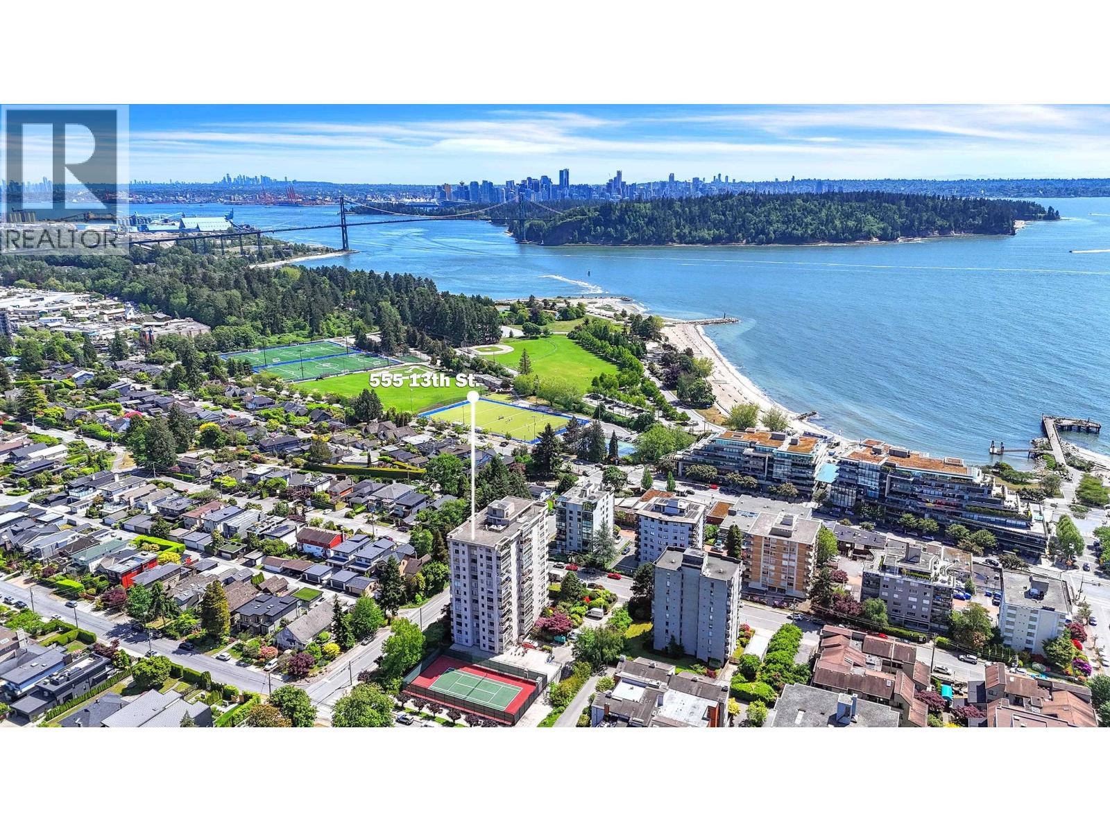 L1 555 13th Street, West Vancouver, British Columbia  V7T 2N8 - Photo 1 - R3130078