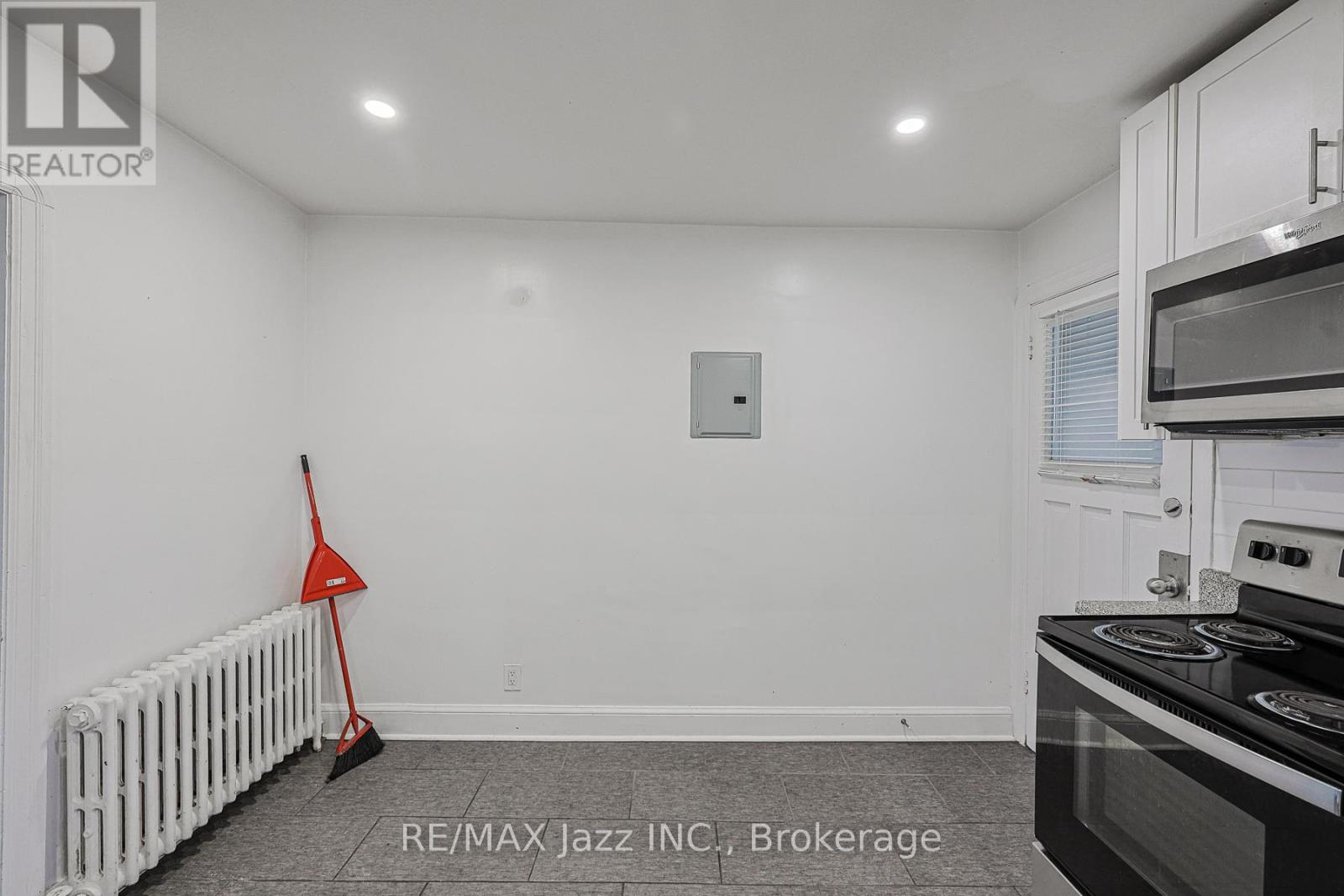 4 - 366 Mary Street N, Oshawa, Ontario  L1G 5C8 - Photo 19 - E13221680