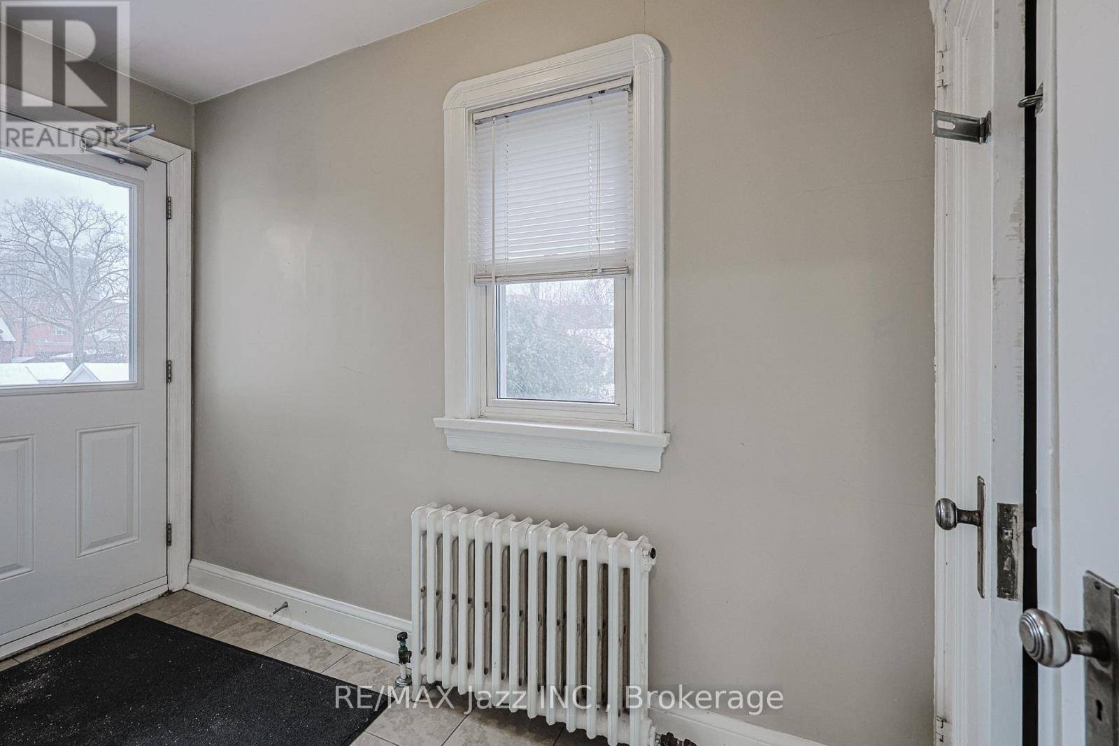 4 - 366 Mary Street N, Oshawa, Ontario  L1G 5C8 - Photo 20 - E13221680