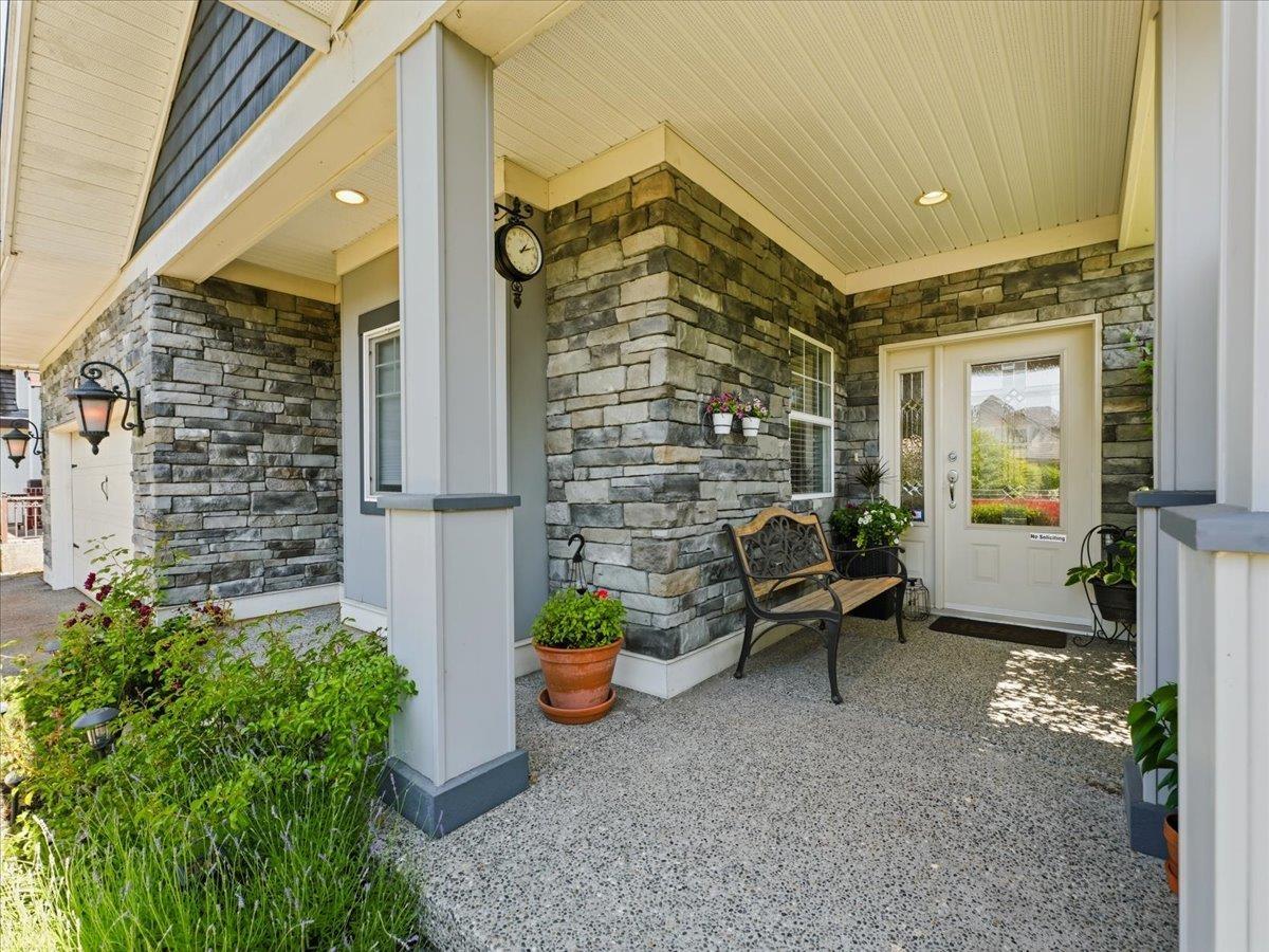 7258 146 Street, Surrey, British Columbia  V3S 8Z7 - Photo 6 - R3130101